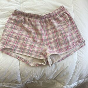 Cute pink and white shorts